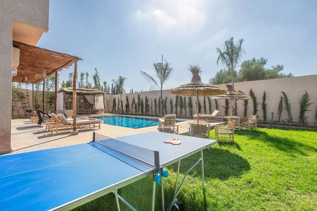 Villa Leila,Piscine , Grand Jardin, Jeux , Cuisiniere Марракеш Екстер'єр фото