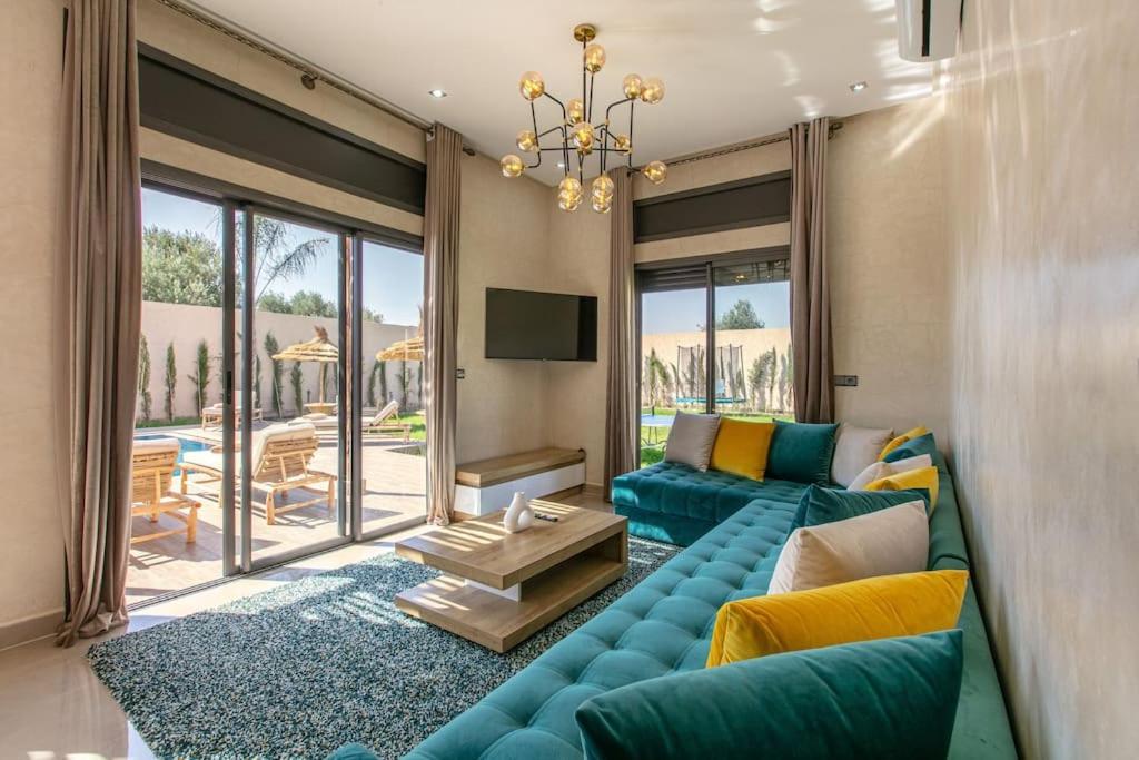 Villa Leila,Piscine , Grand Jardin, Jeux , Cuisiniere Марракеш Екстер'єр фото