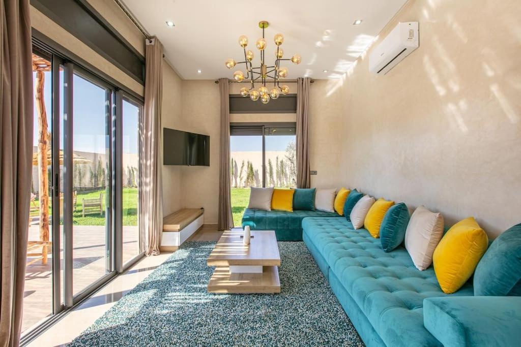 Villa Leila,Piscine , Grand Jardin, Jeux , Cuisiniere Марракеш Екстер'єр фото