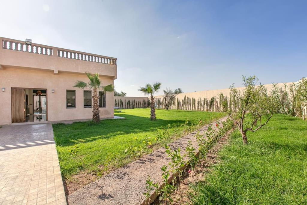 Villa Leila,Piscine , Grand Jardin, Jeux , Cuisiniere Марракеш Екстер'єр фото