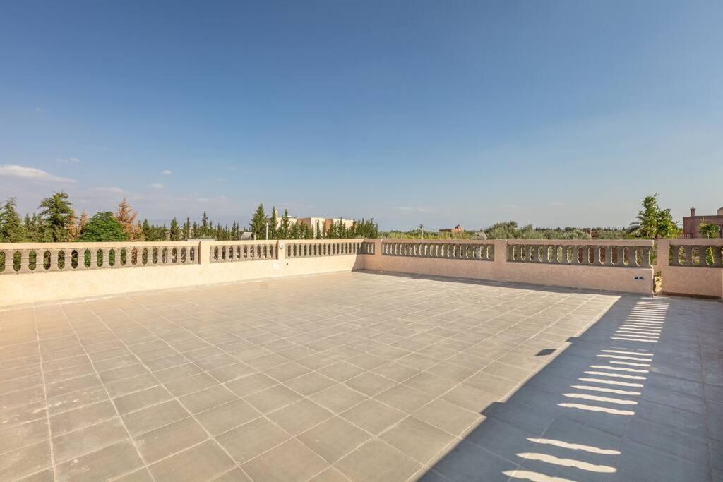 Villa Leila,Piscine , Grand Jardin, Jeux , Cuisiniere Марракеш Екстер'єр фото